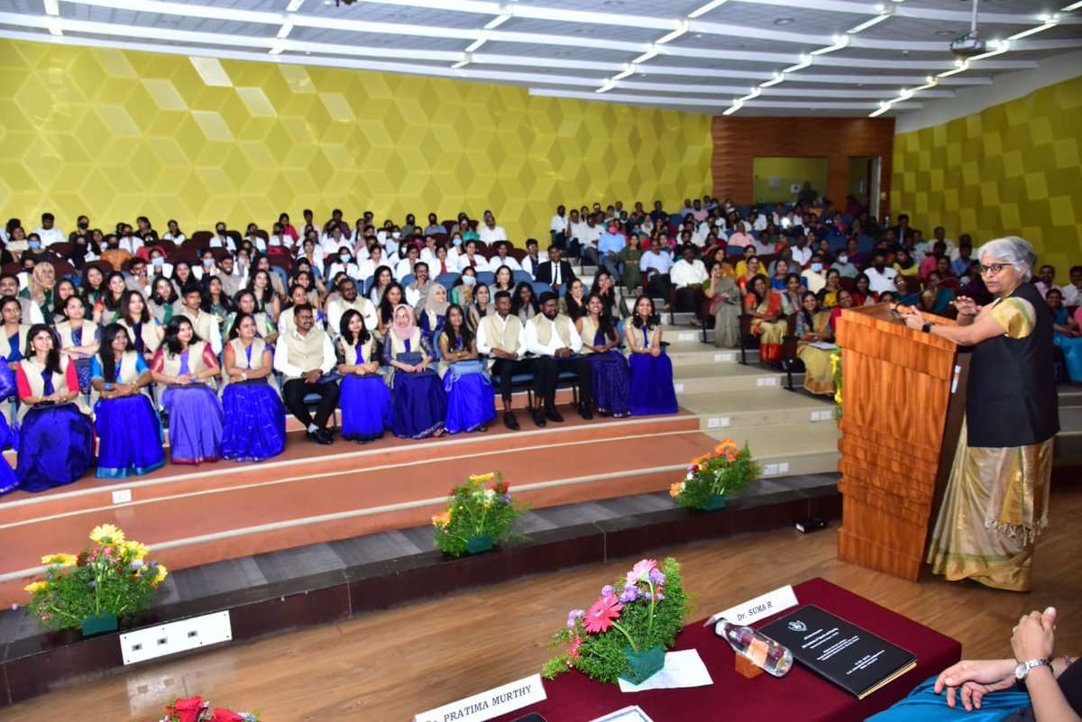 mahavidyapeetha's tweet photo. The graduation Ceremony of JSS Institute of Speech and Hearing, Mysuru was held on 29th December 2022
JSS Institute of Speech and Hearing
.
.
.
.
.
#suttur #sutturmath #srimath #jss #jssmahavidyapeetha #graduation #graduate #graduation #ceremony #education #speechandhearing https://t.co/1U1RFdSKkM