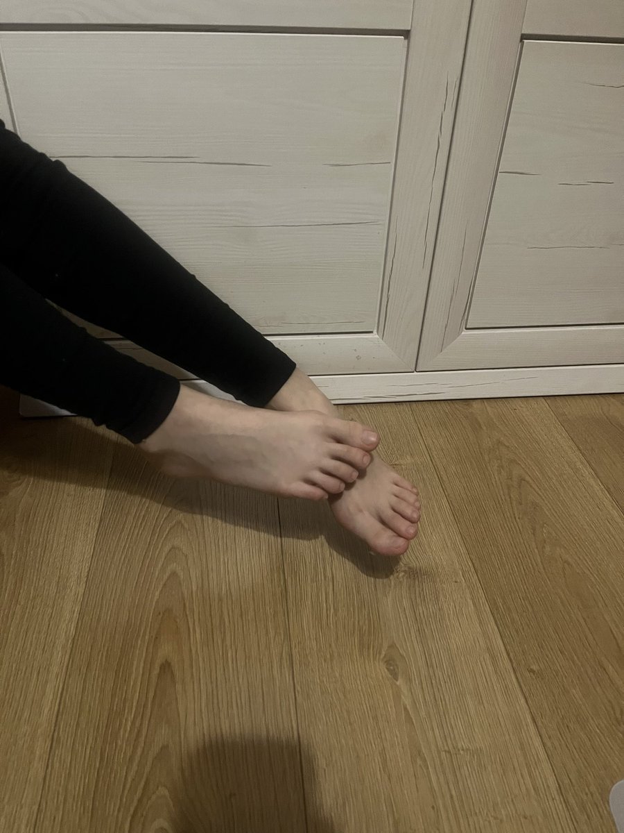 ChamisFeet's tweet photo. @Feetfinder I do https://t.co/mSYmQIPIQH