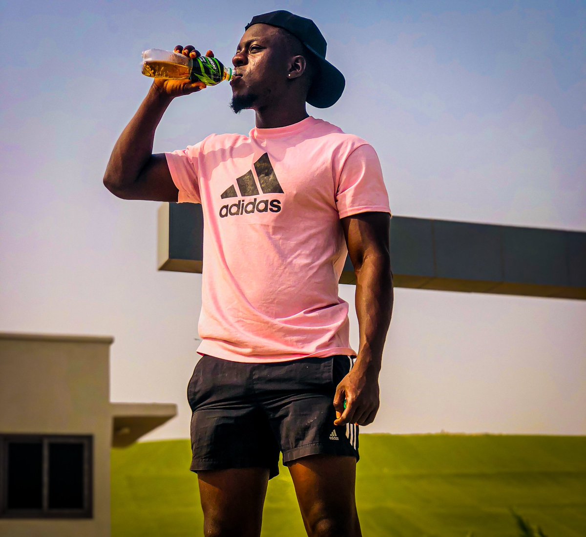 cifixgh's tweet photo. @stormenergydr @shattawalegh This year I come with the storm energy 🌪️⚡️#stormenergydrink https://t.co/bXk7LQ38MI