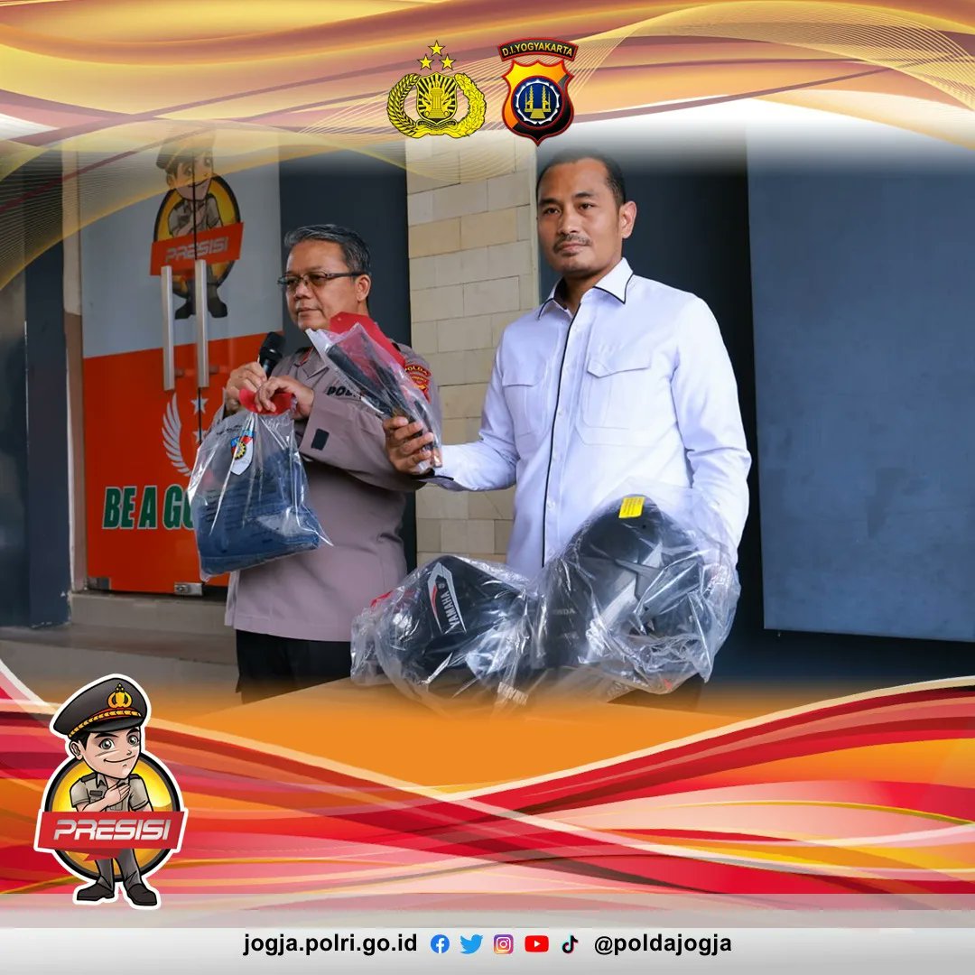 PoldaJogja's tweet photo. Kabid Humas menambahkan bahwa dua tersangka sangat profesional. Jam 9.39 beraksi dan selesai 9.45 dengan estimasi perbuatan kurang dari 6 menit.
#PoldaDIY #PoldaJogja #Reskrimum #Curat https://t.co/f7dTwghrIY