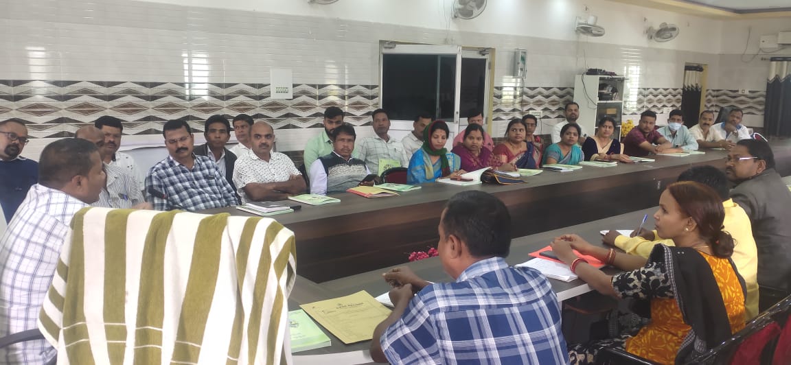 ParjangBdo's tweet photo. Meeting with all Sarpanches for upcoming FIH World Cup today https://t.co/QtFJyRqUwb