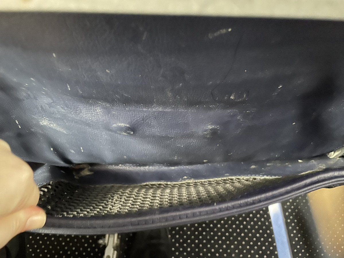 polkey1's tweet photo. @TUIUK just sat in my seat to fly home…this is disgusting https://t.co/nYweYmO1ne