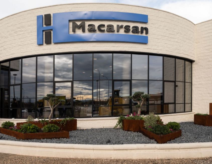 noticiasmaquina's tweet image. Inauguración de la nueva sede de Macarsan dlvr.it/SgJJBX #MOVIMIENTODETIERRAS #OBRAPUBLICA #AMMANN #Dieci #komatsu