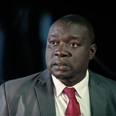 phanuel_ochieng's tweet image. Those hyping Harvey spectre from suits, Annalease Keating of #HTGAWM and Sol Goodman from Breaking Bad haven't met this guy, this is the guy to call when you're in a a real fix, call him Odanga Square

@itsjoekinyua #njorowauba