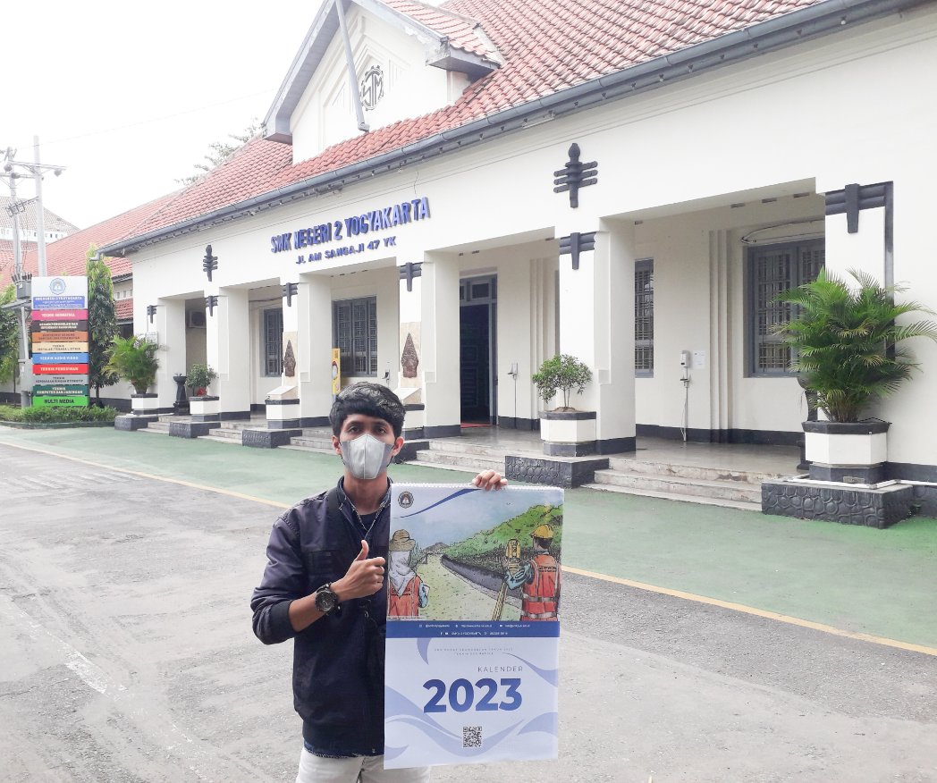 H4fizhIhsannagi's tweet photo. π Teknik Geomatika SMKN 2 Yogyakarta
β’
Illustrasi yang akan menemani π 2023 :D
β’
Watercolor & ink on A4 paper
β’
#traditionalart #manualdrawing #watercolor #drawingpen #smkn2yogyakarta #stemsa #skaduta #stm1jetis #stm1yogyakarta #illustration #geomatics https://t.co/BXEm9pPneZ