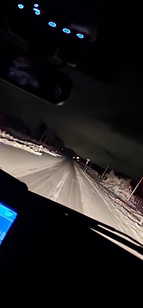 thegute8's tweet photo. @ColoradoDOT snow crews sleeping on the job? https://t.co/QI1nWL1WIq
