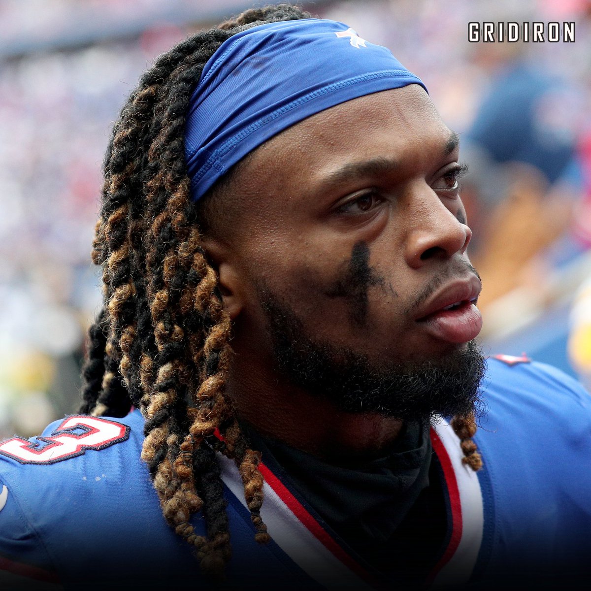 Football is secondary on mornings like this. 

Sending our thoughts and prayers to Damar Hamlin 🙏