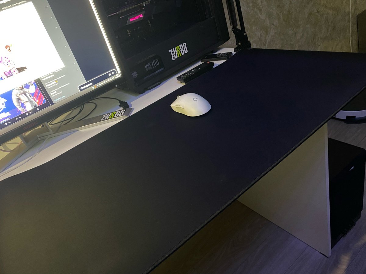 ghfort1k tweet media