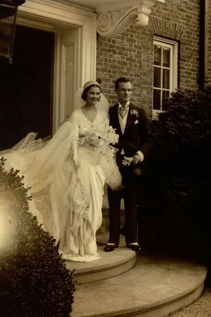 500YearFamily's tweet photo. Marriage is usually the cornerstone relationship for a 1st generation wealth creator.

This marriage forms the culture for the current &amp; future generations of the family.

The alignment, or lack of alignment, between spouses is a massive influence on a family’s wealth. https://t.co/FZghSI2N1Z