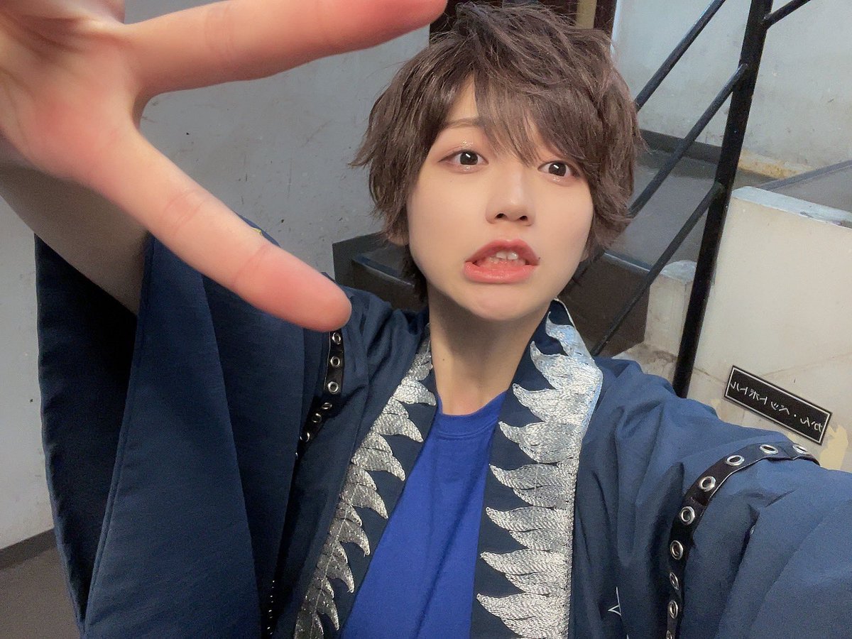 rikkun_87sky's tweet photo. 本日もありがとうございました☺️
お正月3日間渋谷で LIVE！みんなに沢山会えて素敵なお正月でした！！
トークポートもありがとう✨新年の挨拶できて嬉しかったよー✌️
改めて今年もよろしくお願いします🐶

#風男塾 https://t.co/Q1khusPTXy