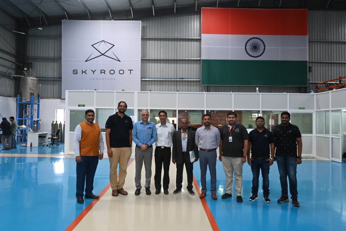 India_iDEX's tweet photo. Team #iDEX visited promising startups @SkyrootA &amp; @BINFORDUnmanned in Hyderabad.
During the visit, team was briefed about the progress of ongoing projects, development of key technologies for future &amp; apprised of growth plans. 

Team #iDEX applauded the startup’s efforts. https://t.co/jjbY92frwb