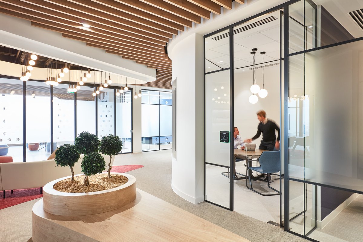 ais_workplace's tweet photo. Introducing #Biophilia into your #workplace #design has been demonstrated through research to have significant physiological and physical benefits. #Healthbenefits span to include reducing stress, increasing productivity, creativity and general feelings of well-being. #workplace https://t.co/wni0DxyXVr