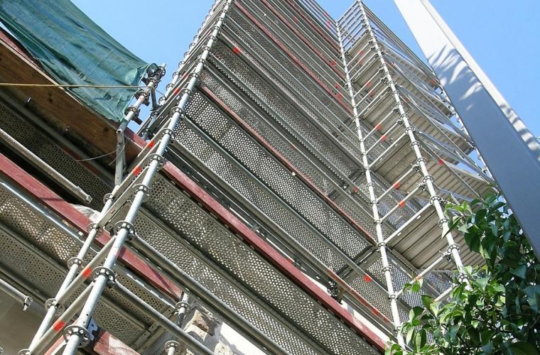 MainerAssociat1's tweet image. Government proposes second staircases to make buildings safer.

New tower blocks over 30 metres will need to have more than one staircase.

#governmentproposals #levellingup #buildingregulations

news.constructionbuzz.co.uk/en/article/178…