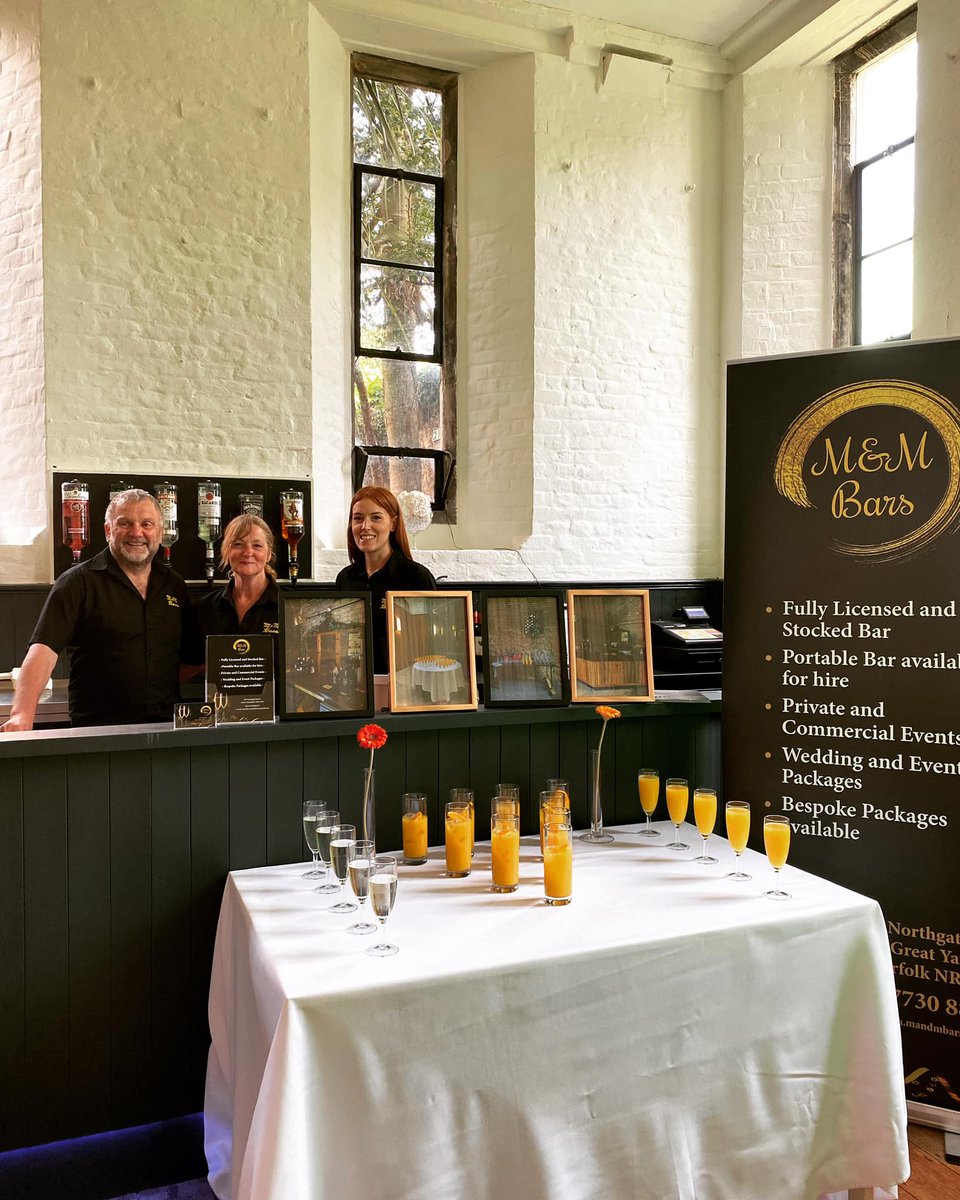 greatyarmouthbc's tweet photo. Our events team has gathered some of the best local suppliers to inspire couples to help plan their #weddings! 💒

The #WeddingFayre, taking place at the @TownHallGY  on Sunday February, 5 &amp; free to attend will showcase #florists, #cakedesigners, #photographers &amp; #entertainers. https://t.co/lej9egIkNN