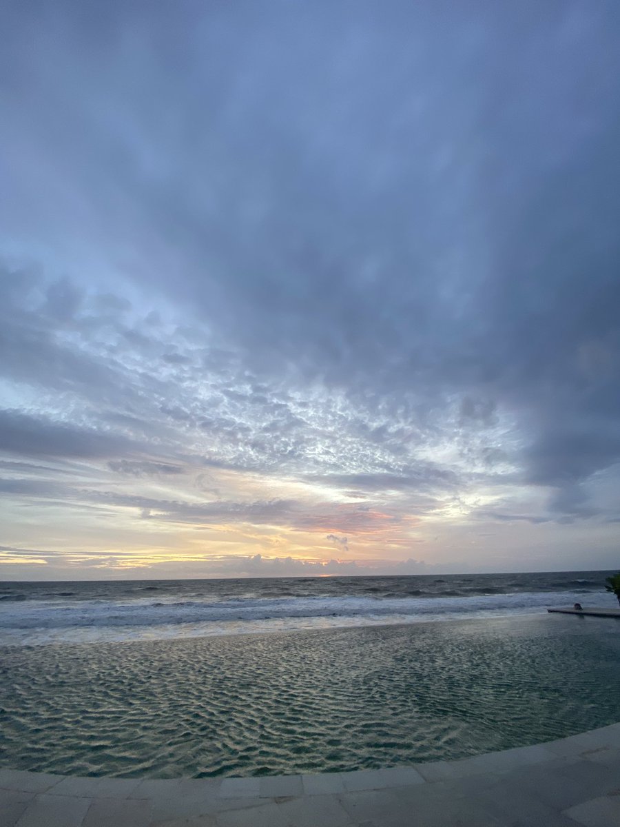 holagemoy's tweet photo. Sunset time 💕 https://t.co/DEIvp5ZwW3