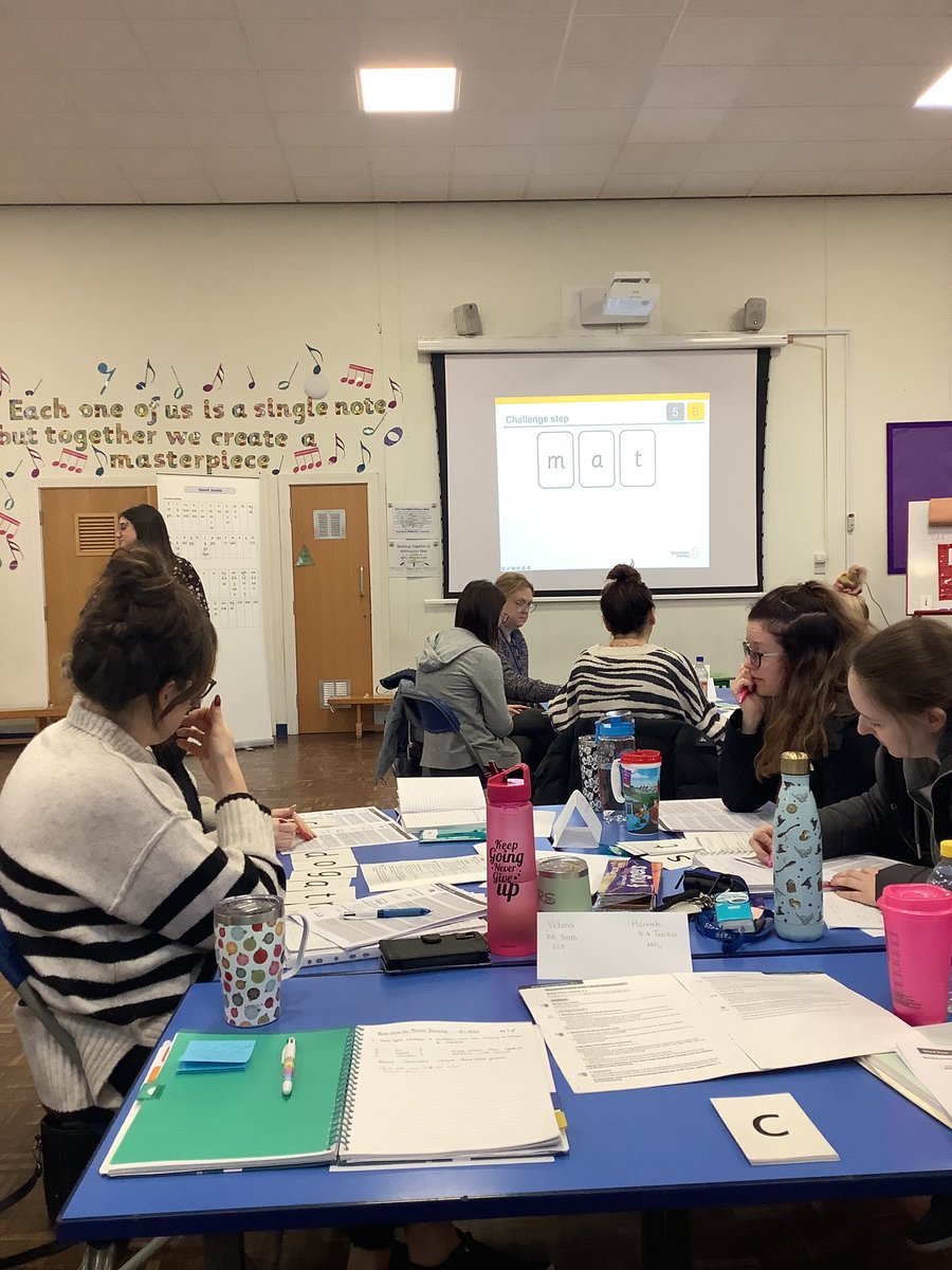 MrsAbrahamYTP's tweet photo. Inset day today - a day of informative interactive #phonics training using #readwriteinc @OUPPrimary @YewTreePrimSch @TrustVictorious https://t.co/MI8khbQj5E