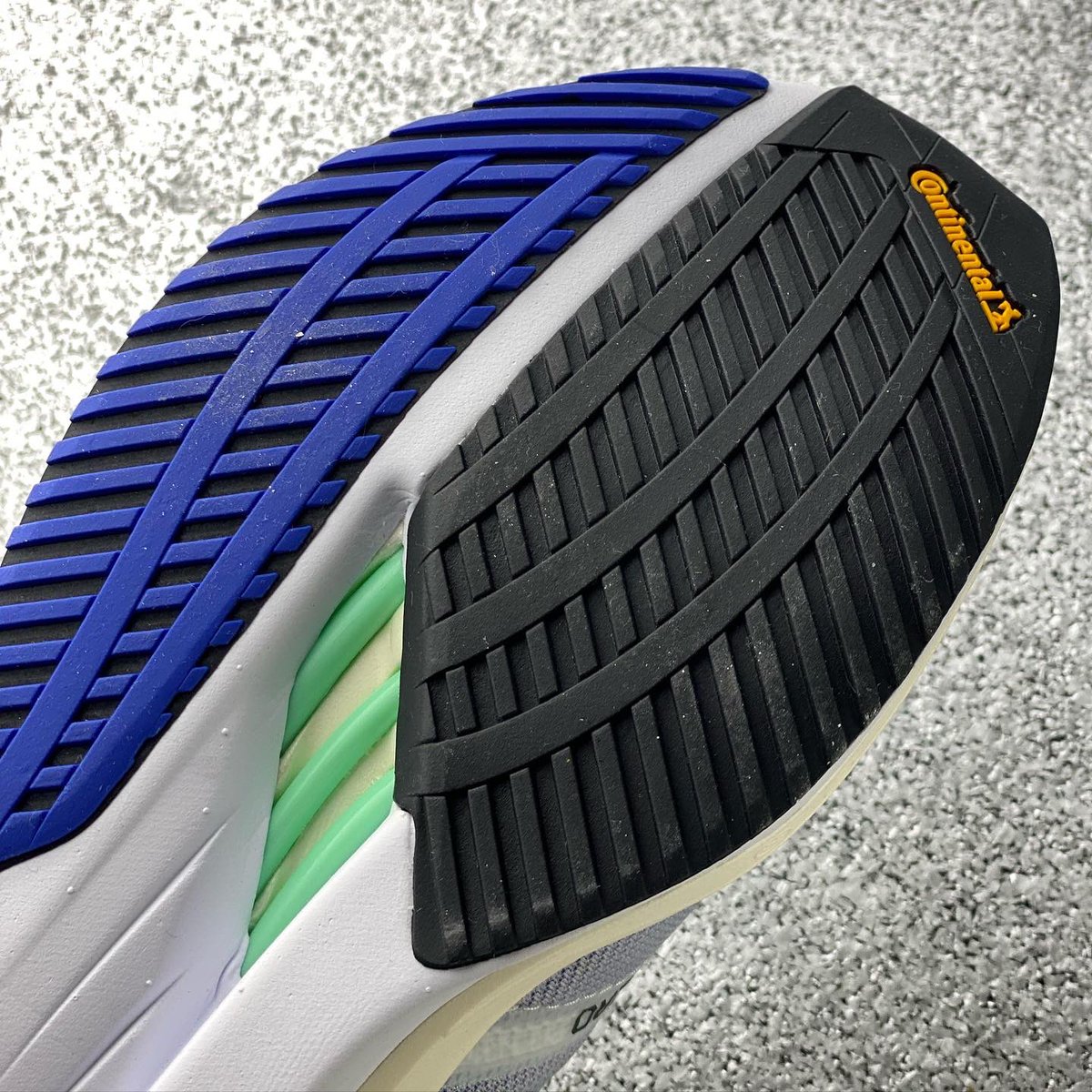 BikilaTiendas's tweet photo. YA DISPONIBLE LA PROMOCIÓN DE ADIDAS AL MARATÓN DE MADRID.
Comprando zapatillas adidas por un valor igual o superior a 125€, adidas te regala el dorsal!! 👇🏼

https://t.co/TIDBGHMTHZ https://t.co/wZPX6dMRJ1