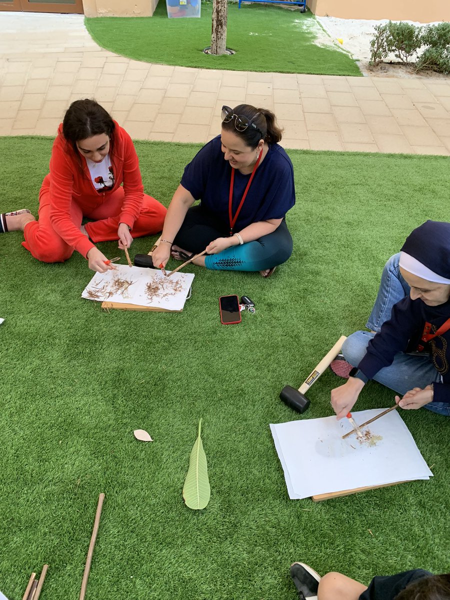 mcleodjo's tweet photo. My first #DesertSchool parent workshop this morning was a big success. So wonderful to share what and how students are learning at school and get feedback from parents. #Community @RIS_earlyyears https://t.co/19PevcCarM