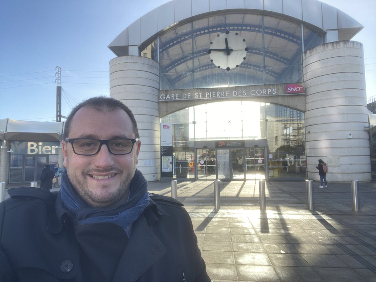 Antho_CHAUVEAU's tweet image. En chemin pour Paris où je représenterai le @pompiers_cftc, réunion multilatérale pour parler des sujets d’actualité des sapeurs-pompiers à 15h00 au @Interieur_Gouv avec @GDarmanin.

#SPASDIS #pompiers
#Pats #CFTC #sdis