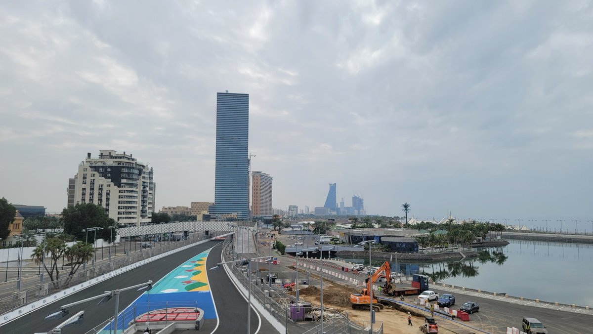 WAHJ_SY's tweet photo. @TurkiWadaani Jeddah #f1 https://t.co/PaLDASXRkS