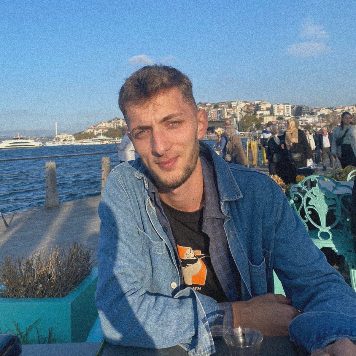 berattokten's tweet photo. #YeniProfilResmi https://t.co/Bz1iyPpft5