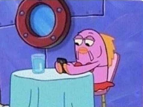 El celular que aventó Bad Bunny.