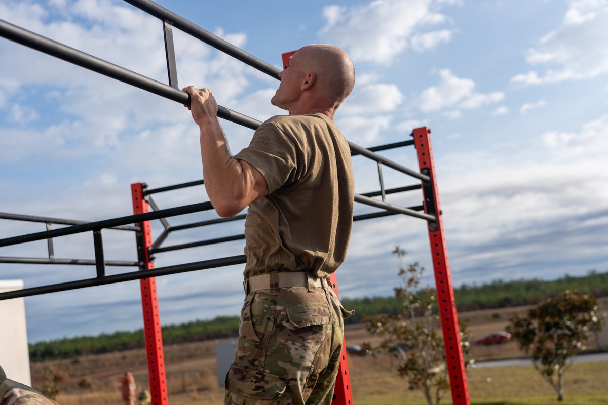 BrianBunton on Twitter "RT 7thForces LaFamilia, 7th Special Forces