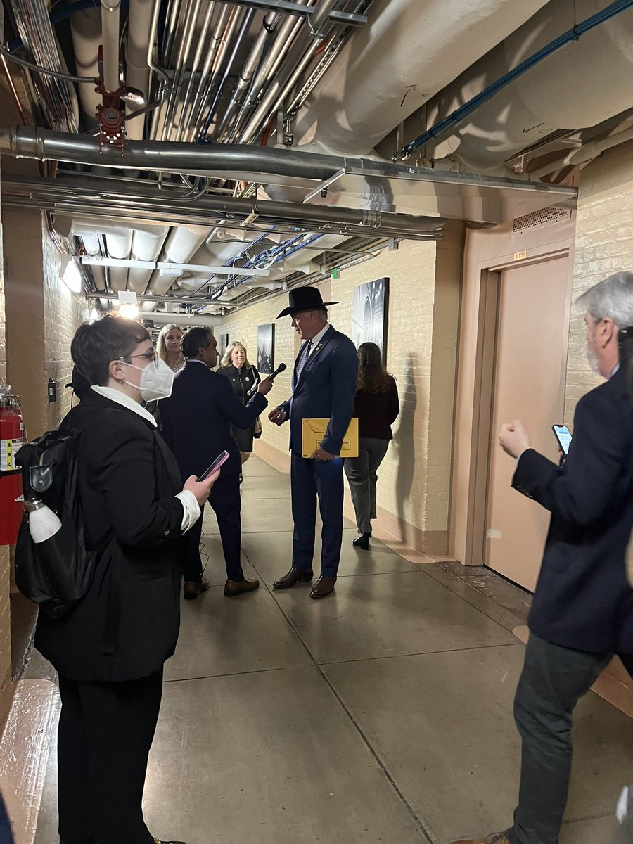 Ursula Perano Helsel tweet media