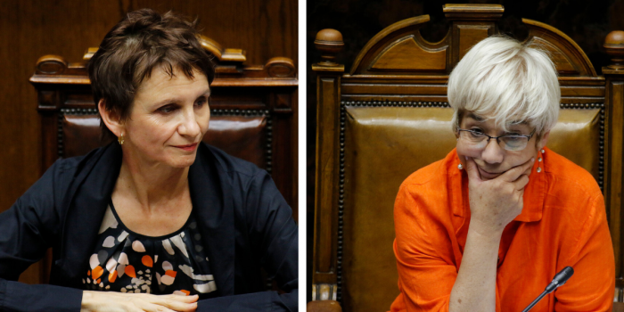 elmostrador's tweet photo. VIDEO| Ministra #Tohá y senadora #Ebensperger protagonizan discusión en comisión de Constitución por la seguridad del norte de Chile
https://t.co/RQXoRVErt7 https://t.co/C5hGm8AJrD