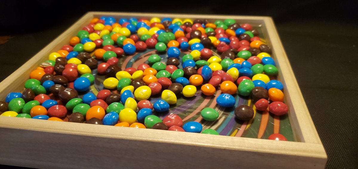 kushthelimits's tweet photo. Latest trays for your pleasure!
#rolling tray #NFTartwork #kush art #candy dish https://t.co/bfVIWZnEFP