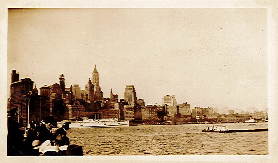 Lower Manhattan via Hudson River - Photo taken by our founder #MahmoudRiad in 1930 #Manhattan #LowerManhattan #NewYorkCity #NYC