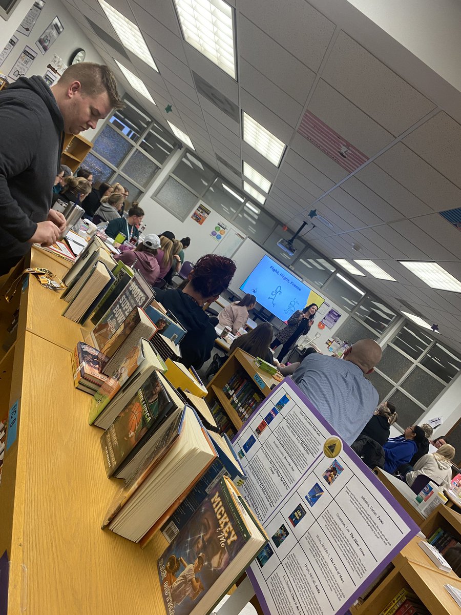 jleclair702's tweet photo. @OPS_PrairieWind staff talking about how to make sure each student learn and achieves Goals for Life everyday!  #opsproud https://t.co/Lmyd4nbrEz