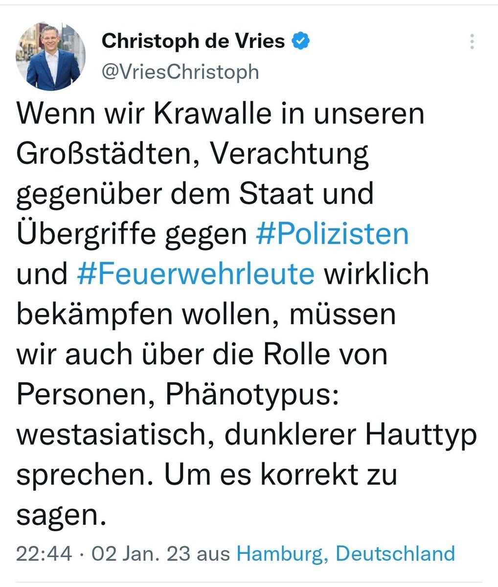 Schirmer_pdh's tweet image. Was #Silvester2022 für MdB #FDP und #CDU bedeutet:
#UEberfremdung ist Schuld aka die Ausländer waren es.
Politischer #Rassismus ist ein Angriff auf #Rechtsstaat und #Demokratie. 
Zum Glück sind nicht nächstes Jahr #Landtagswahlen in #Thueringen...oh fuck.
#Kemmerich
#AFDP 
#noafd