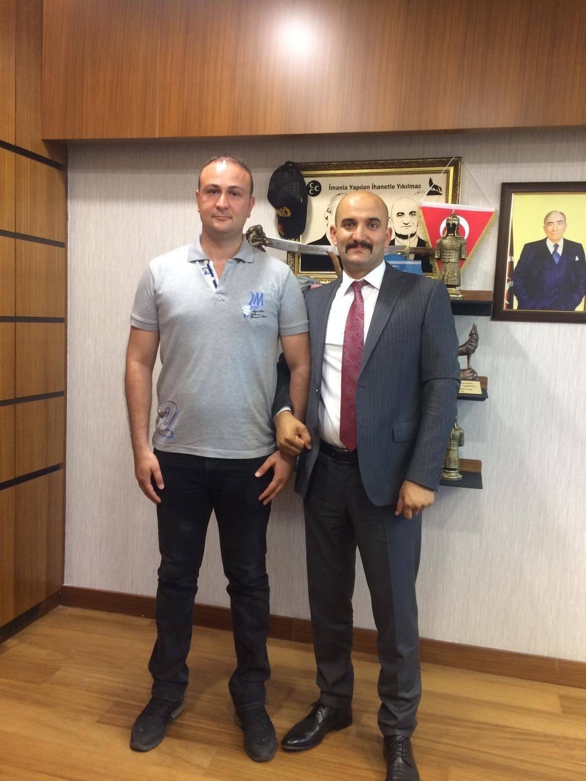 serbestiyet on X: "MHP Mersin Milletvekili Olcay Kılavuz'un evinde gözaltına alınan Sinan Ateş cinayetinin şüphelisi Tolgahan Demirbaş, ifadesi alınmadan savcılık kararıyla serbest bırakıldı https://t.co/c2aIrQ1v7P https://t.co/cCMmFON9i8" / X