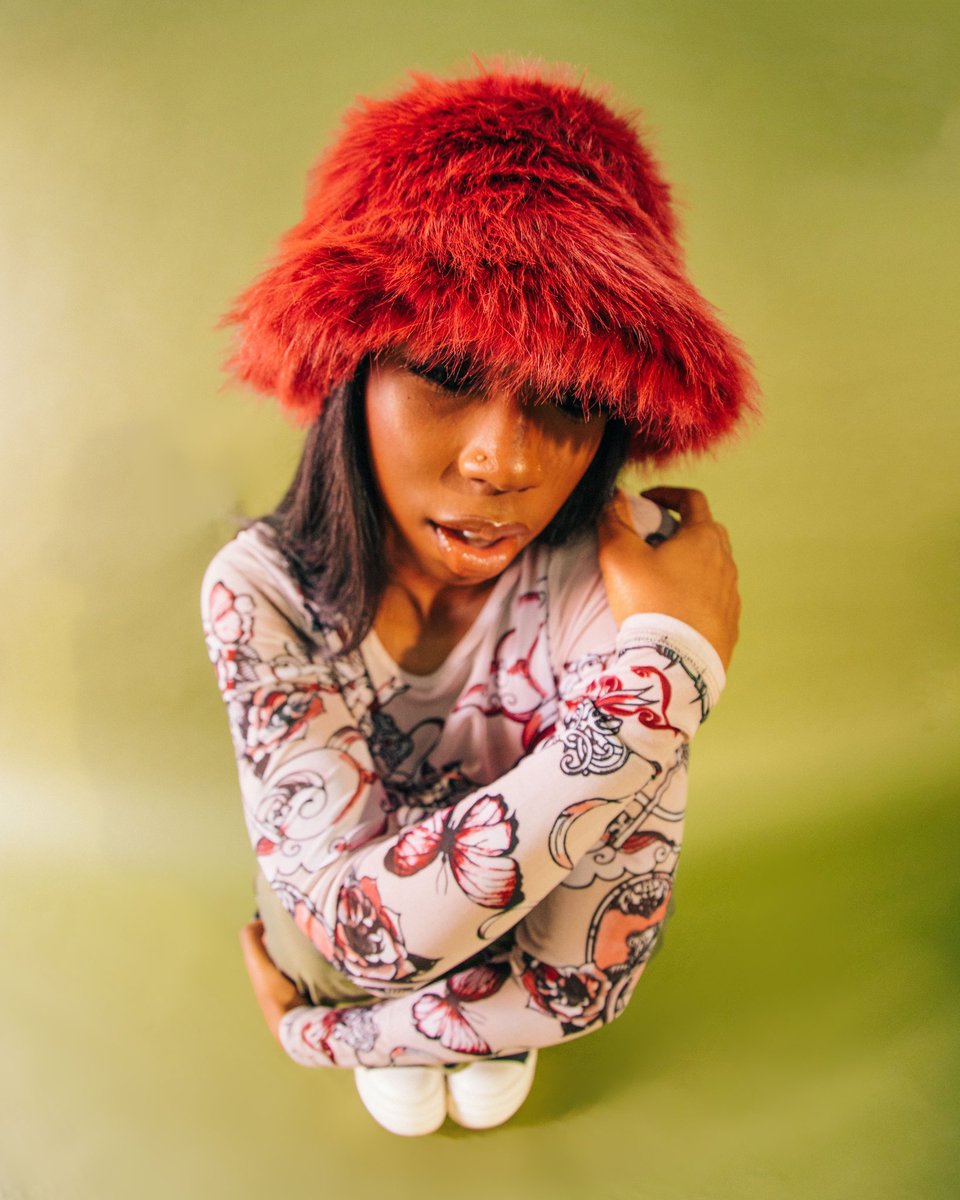 RileyyLanez tweet media