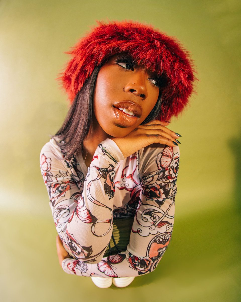 RileyyLanez tweet media