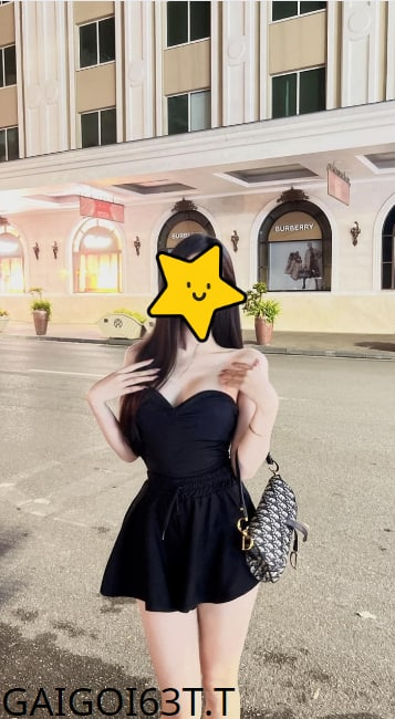 ErickSt666's tweet photo. Nguyễn Hải Ngọc 
Sn 2000 
Hiện Đang Sinh Sống Tại Đà nẵng 
Anh trai nào đà nẵng ib em ạ
Muốn biết mặt xem thêm clip tham gia kênh nhé
💬Inbox 🅺🅽- 🅰️🅳🅼🅸🅽 để đặt kèo 
👁Theo dõi kênh
LINK 👇👇👇👇👇
https://t.co/7CTpP5gDw1 https://t.co/RLUUYwhO3F