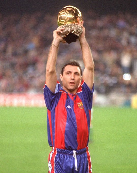 FOTOS HISTORICAS O CHULAS DE FUTBOL - Página 7 FljAqnwWYAI8aHK?format=jpg&name=small