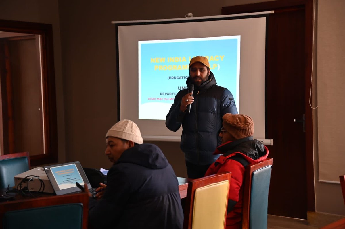 DIPR_Kargil's tweet photo. @EducationKargil organizes orientation program on NILP
@lg_ladakh @santoshsukhdeve https://t.co/KblCuwWBTH