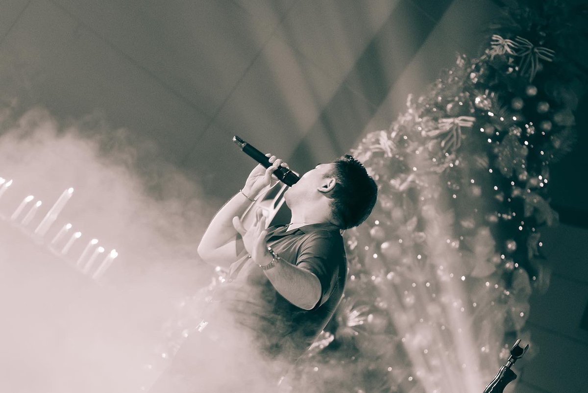 indraoctav's tweet photo. When i sing i truly believe it is the only time i can be myself and express all of me and who i am. I find a home in music and i hope my music and my voice allows others to find a home as well! 💚 https://t.co/1T7X1nNf8y