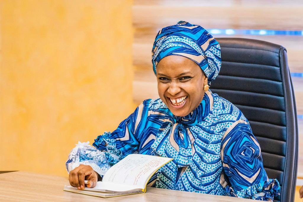 SEYIMORE's tweet photo. Happy birthday to an elegant and excellent administrator @hadizabalausman 
Ever green boss Lady. Llnp https://t.co/B0f0AWXOdk