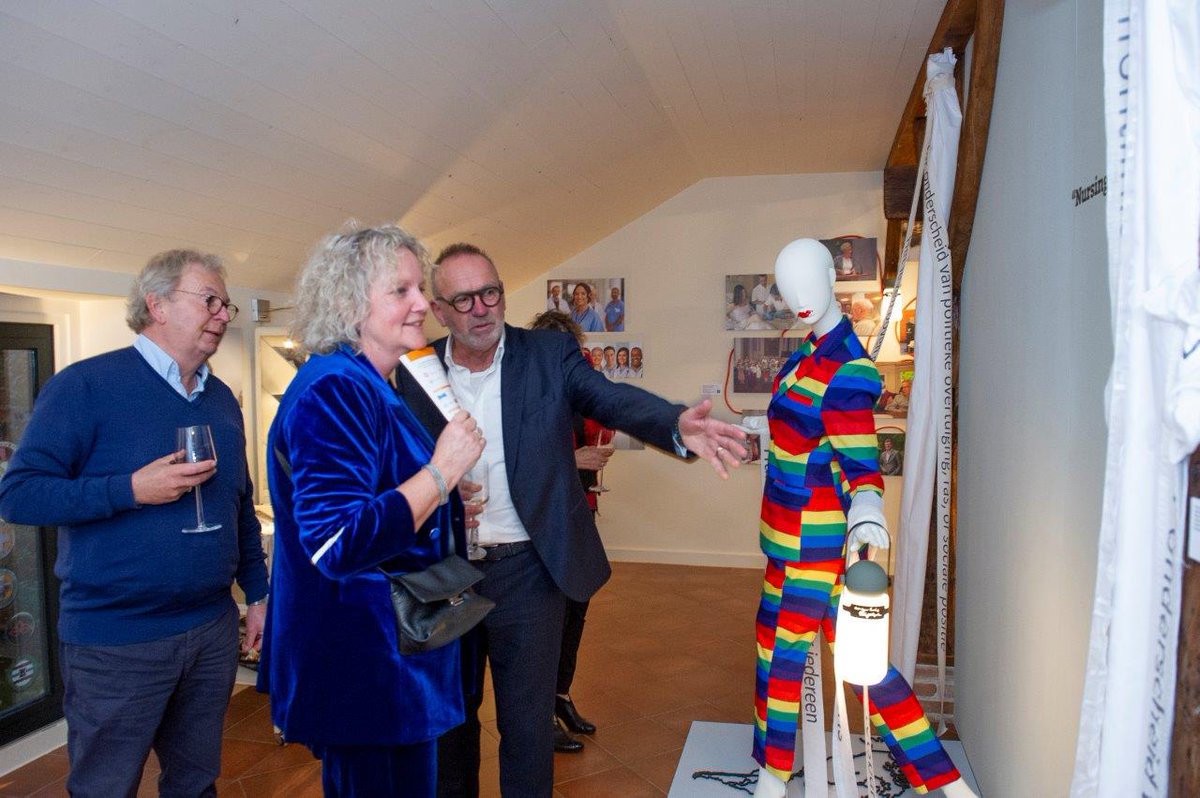 LofderVerpleegkunst tweet media