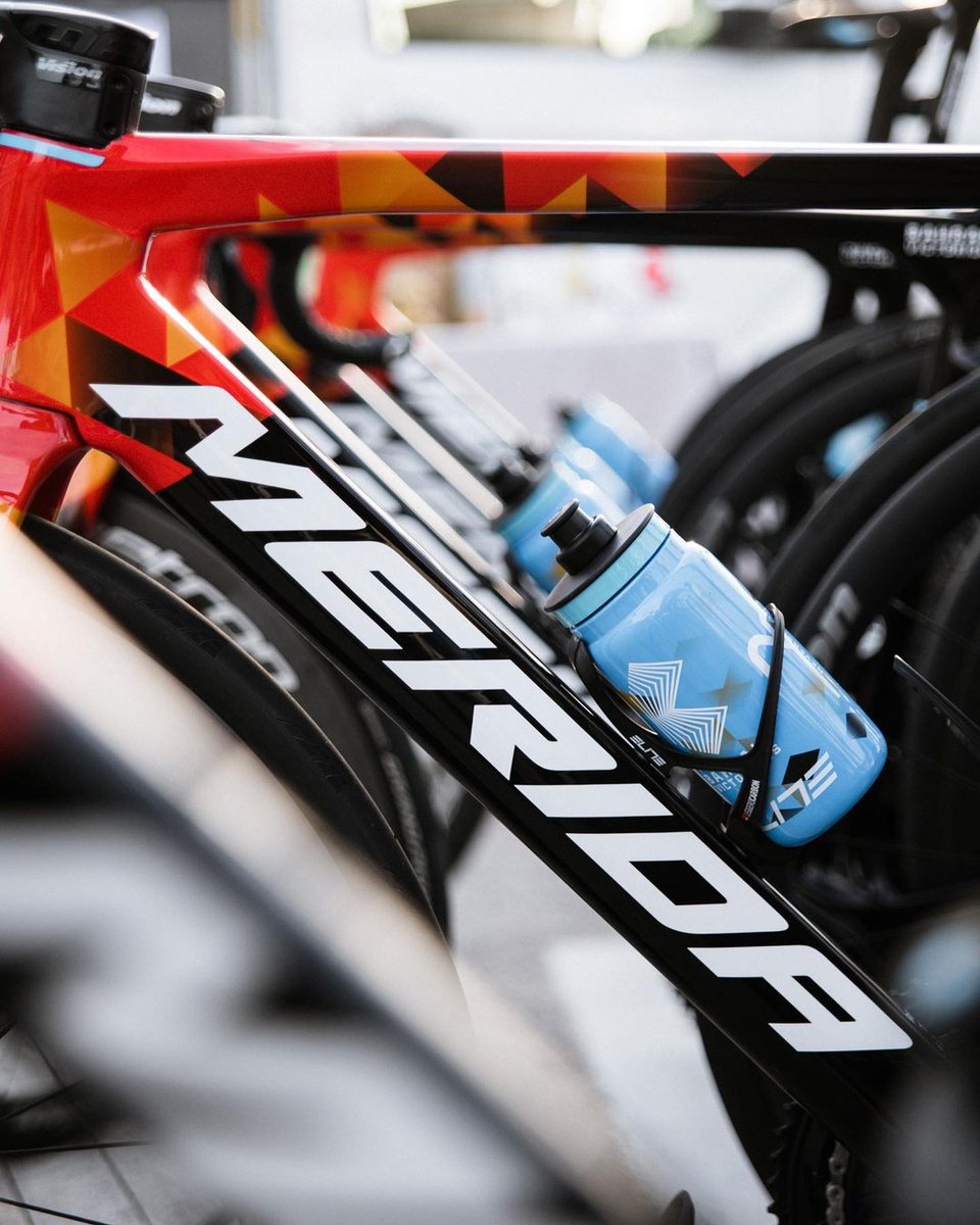 El equipo de <a href="/BHRVictorious/">Team Bahrain Victorious</a> desde dentro con <a href="/Josehermida/">Jose Antonio Hermida</a> 
El equipo está listo para afrontar un año lleno de retos y de grandes carreras.
Como desde hace ya unos años, nuestras bicicletas Reacto, Scultura y Warp TT les acompañarán una temporada más. 
#meridabikes #morebike