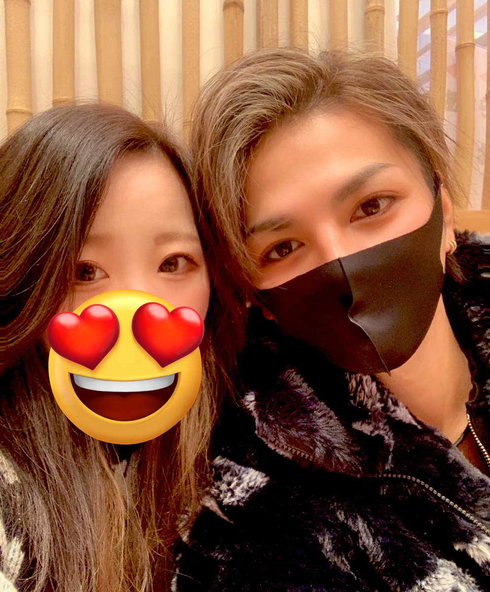 himhim5614's tweet photo. ॱ॰*❅HAPPY NEW YEAR❅*॰ॱ
りょたくんと過ごしました😍
今年もよろしくお願いします♡♡♡
 #彼氏くん https://t.co/yvv8k0bisP