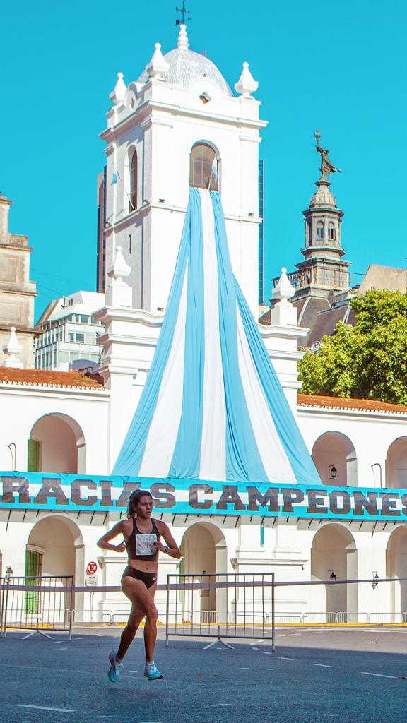 Instinto Amateur tweet media