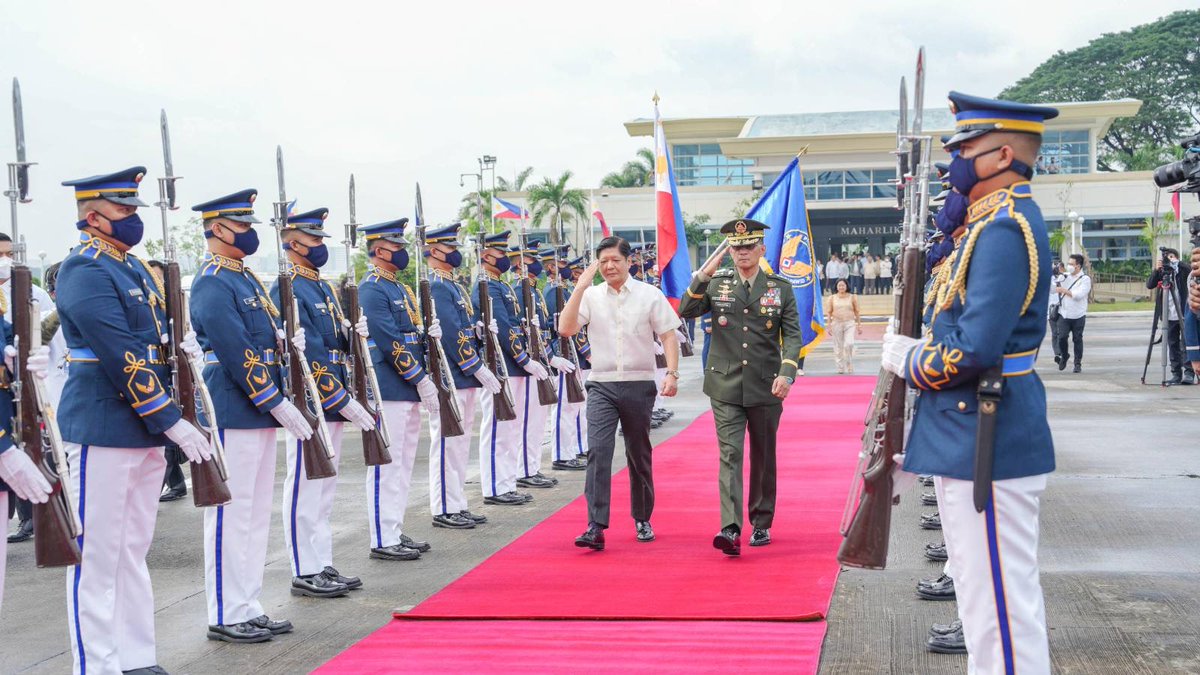 bongbongmarcos's tweet photo. Sa aking pagbisita sa People’s Republic of China, layon kong palawigin at patatagin ang ating ugnayan at kooperasyon sa iba’t ibang larangan kabilang na sa agrikultura, imprastraktura, teknolohiya, at maging sa kalakalan. https://t.co/i3otSoZClR