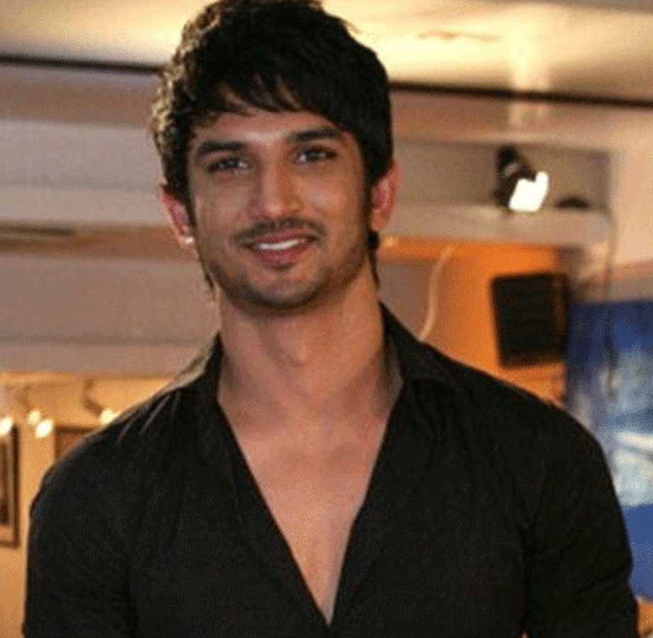 itsdevanie's tweet photo. #ItsSSRMonth
FAMILY Filed FIR in 306, NOT 302; That doesn't mean @Tweet2Rhea IS INNOCENT!
HER CLEAR AGENDA Was :
๐ RUINED @itsSSR Life & SUCCESSFUL
๐Aware Every Details abt The MURDER PLAN still LEFT #SSR & MB on 8TH June'20.
@Tweet2Rhea IS CULPRIT & HS2B PUNISHED, PERIOD. https://t.co/oIHtgFCHrH