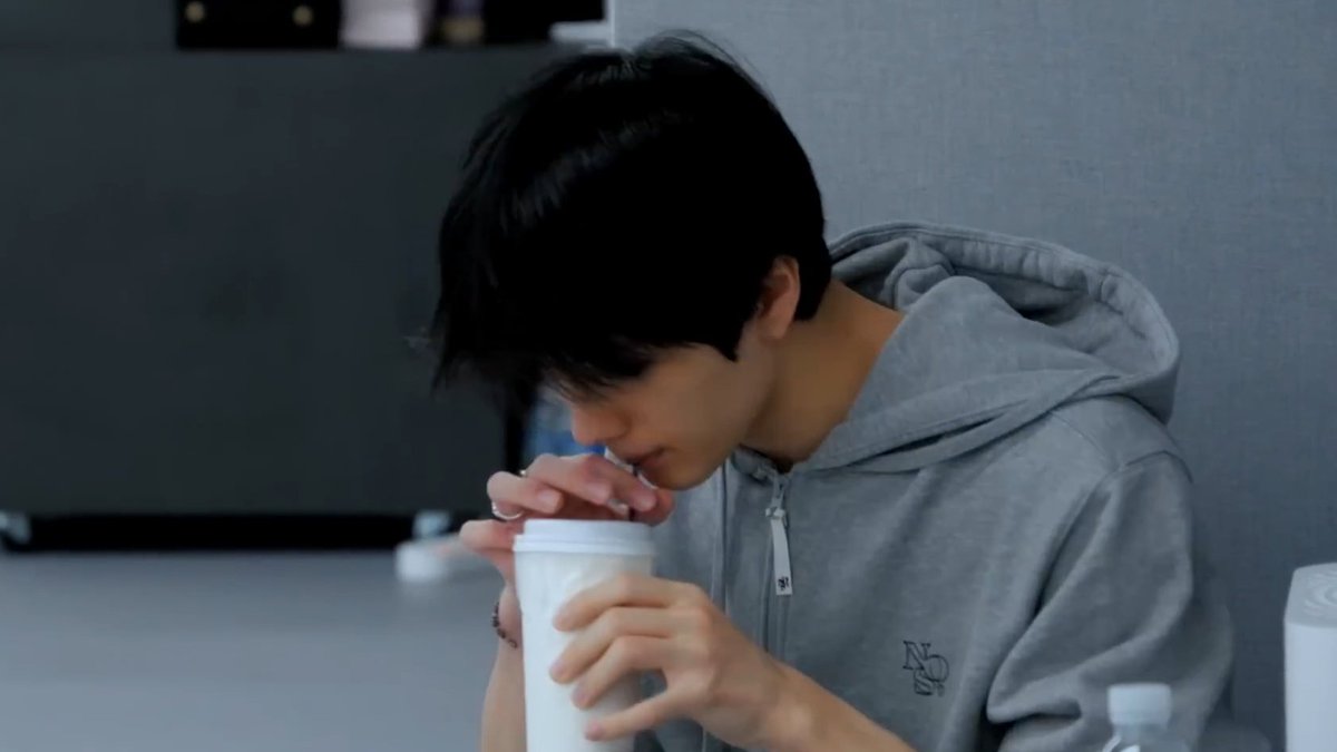 สิ้นละ จีซองหล่อมาก 🫶🏻🫠