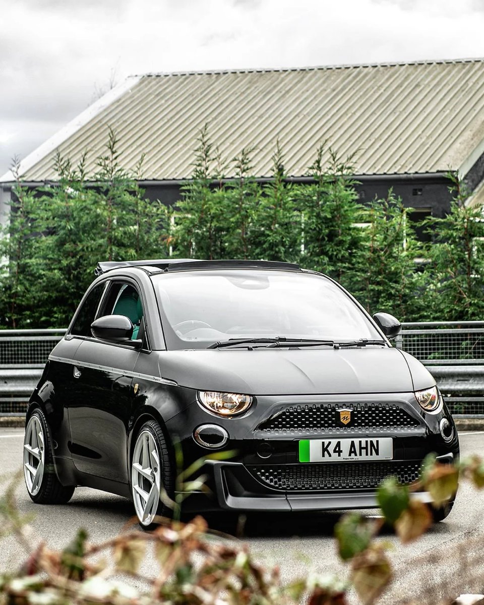 ProjectKahn's tweet photo. Brand: KAHN®
Model: Fiat 500e Designio
Legal: Copyright Design by KAHN®
Designed by Afzal Kahn
The current range includes - Bodykit, Type 52 Wheels, Comfort Leather Interior, Exposed Carbon Fibre Steering Wheel and lowering springs
#ProjectKahn #KahnDesign #500e #Designio https://t.co/kw39DEZxsE