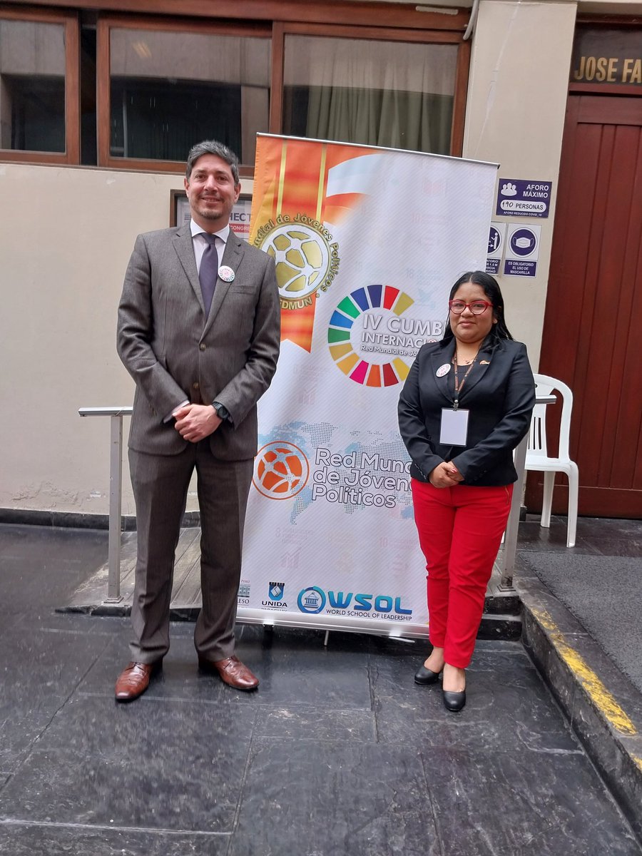LuciaNolascoC's tweet photo. 11 de Noviembre
DÍA 1: IV CUMBRE INTERNACIONAL DE LA RMJP 🙌🇵🇪
Como parte de la Inauguración de la IV Cumbre, se realizó una ceremonia de presentación y exposición de autoridades en el Edificio Faustino Sánchez Carrión del Congreso de la República.
#RMJP
#SomosAgentesDeCambio https://t.co/eECfDg9teJ
